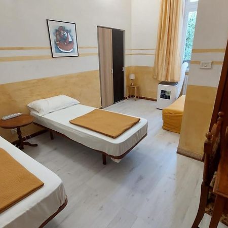 Roma Gondola Srls Ξενοδοχείο Εξωτερικό φωτογραφία